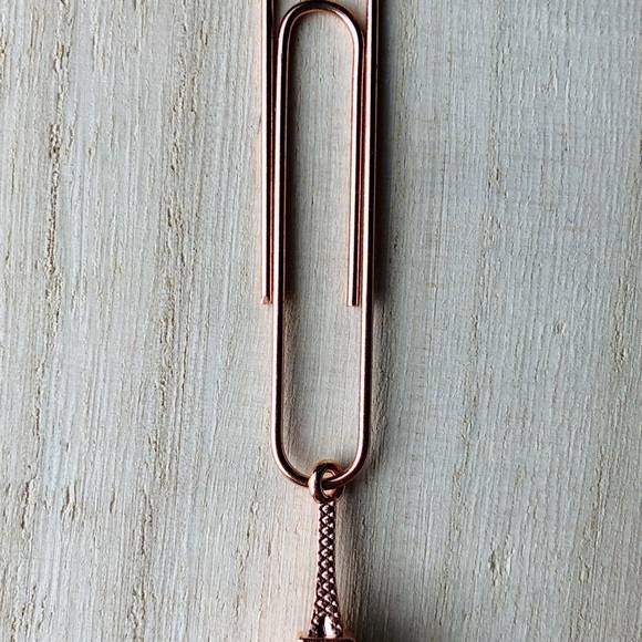 Eiffel Tower Paper Clip Bookmark in Rose Gold for Agenda Planners - Picture 2 of 5